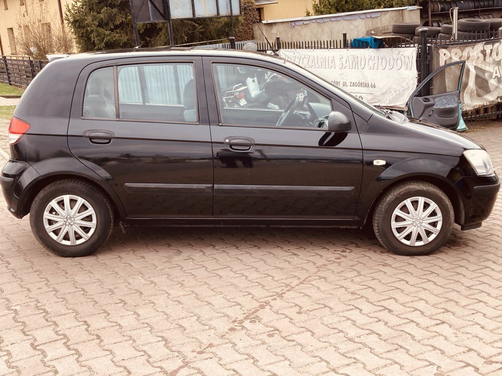 sprzedam  hyundai getz rok 2005 poj 1,1 klima przeb 130tys