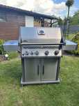Grill Gazowy Napoleon Rogue R525 Sizzle Zone TOP