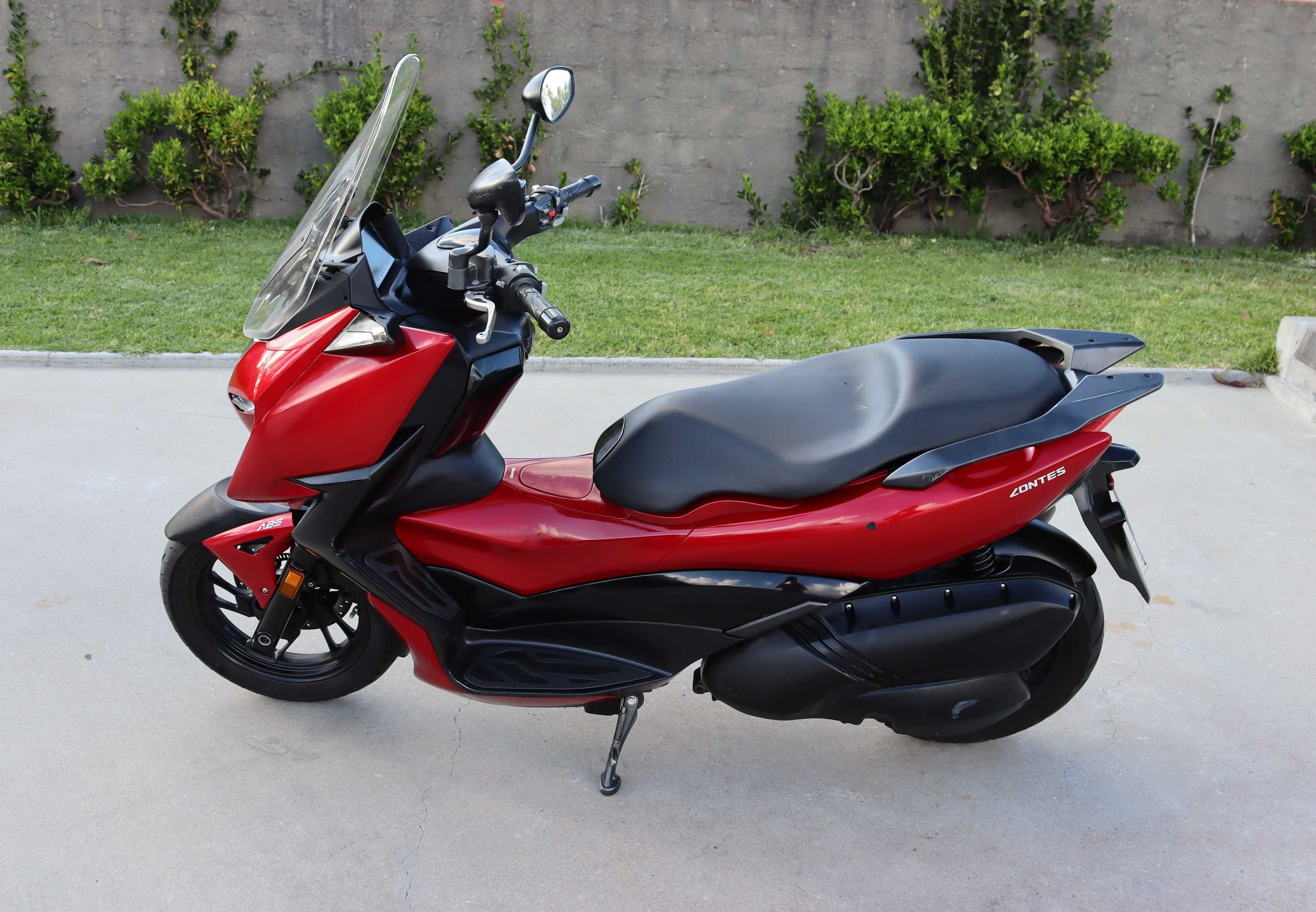 Scooter Zontes 310M (23)
