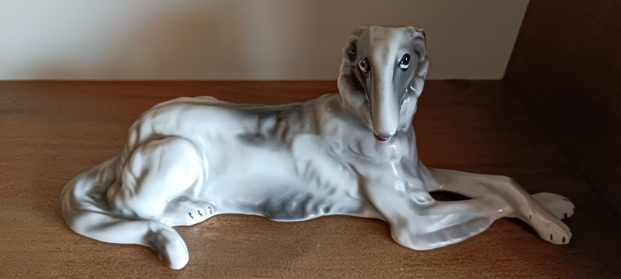 Oryginalna figurka psa Charta Wałbrzych