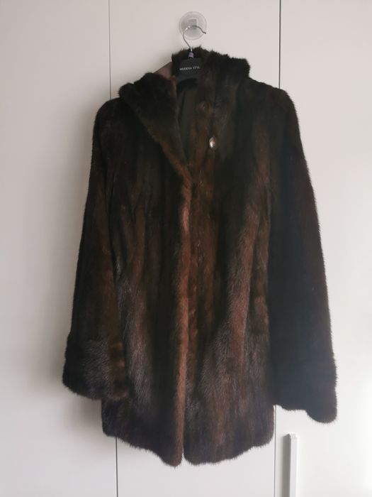 Futro naturalne z norek futerko rozmiar L z kapturem