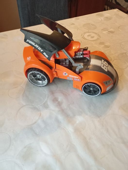 Samochód zdalnie sterowany