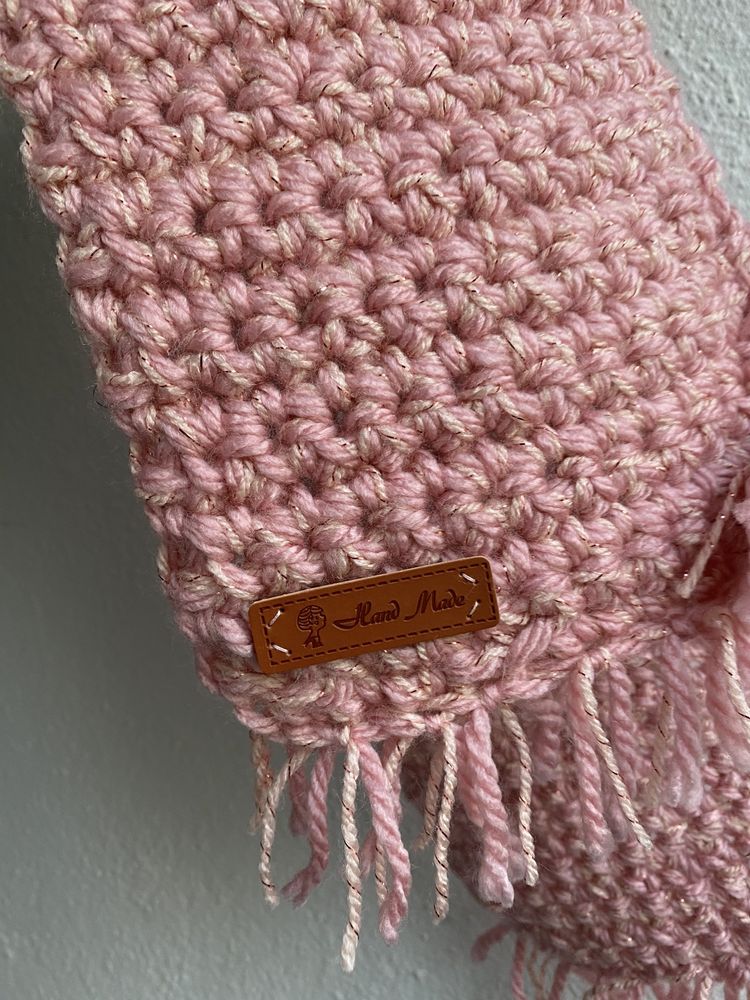 Cachecol em tricô - rosa bebé com brilho - Handmade