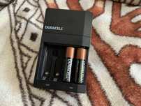 Зарядний пристрій АА/ААА Duracell CEF14EU4