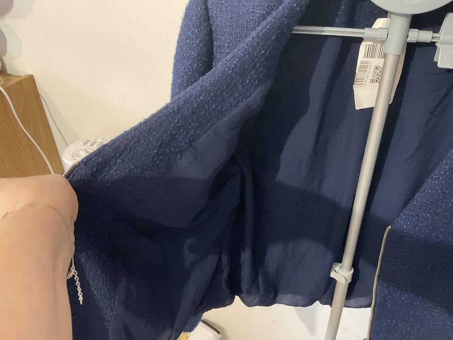 Żakiet granatowy, bukla, zapinany na suwak, 42
