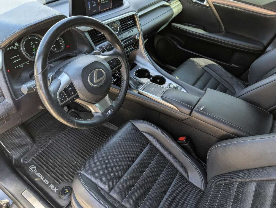 Lexus RX 350 F Sport Performance      2020