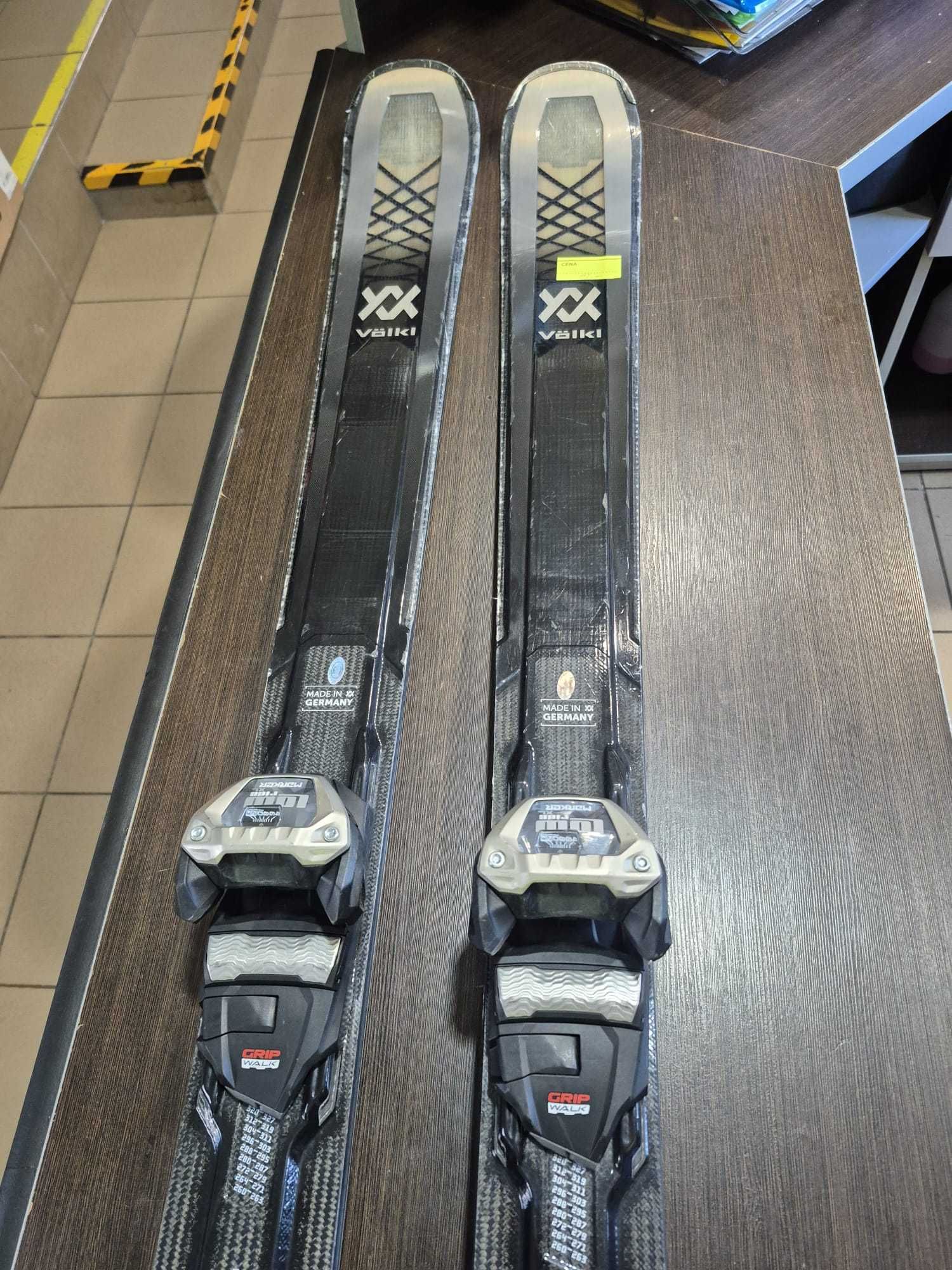 Pakiet nart Volkl Deacon V-Werks Lawride sezon 2023