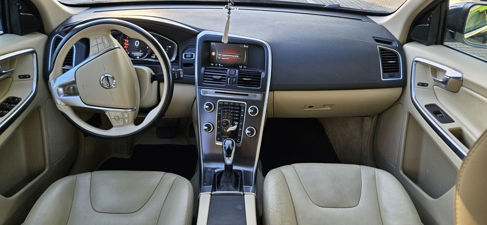Вольво XC60 идельном состояние.
