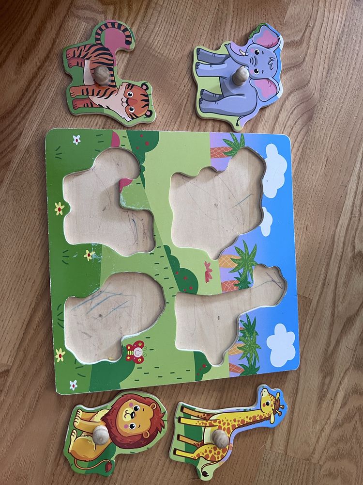 Puzzle jednoelementowe kompletne