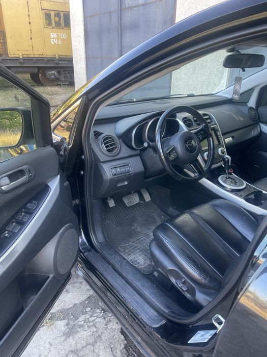 Продам Мазду CX-7