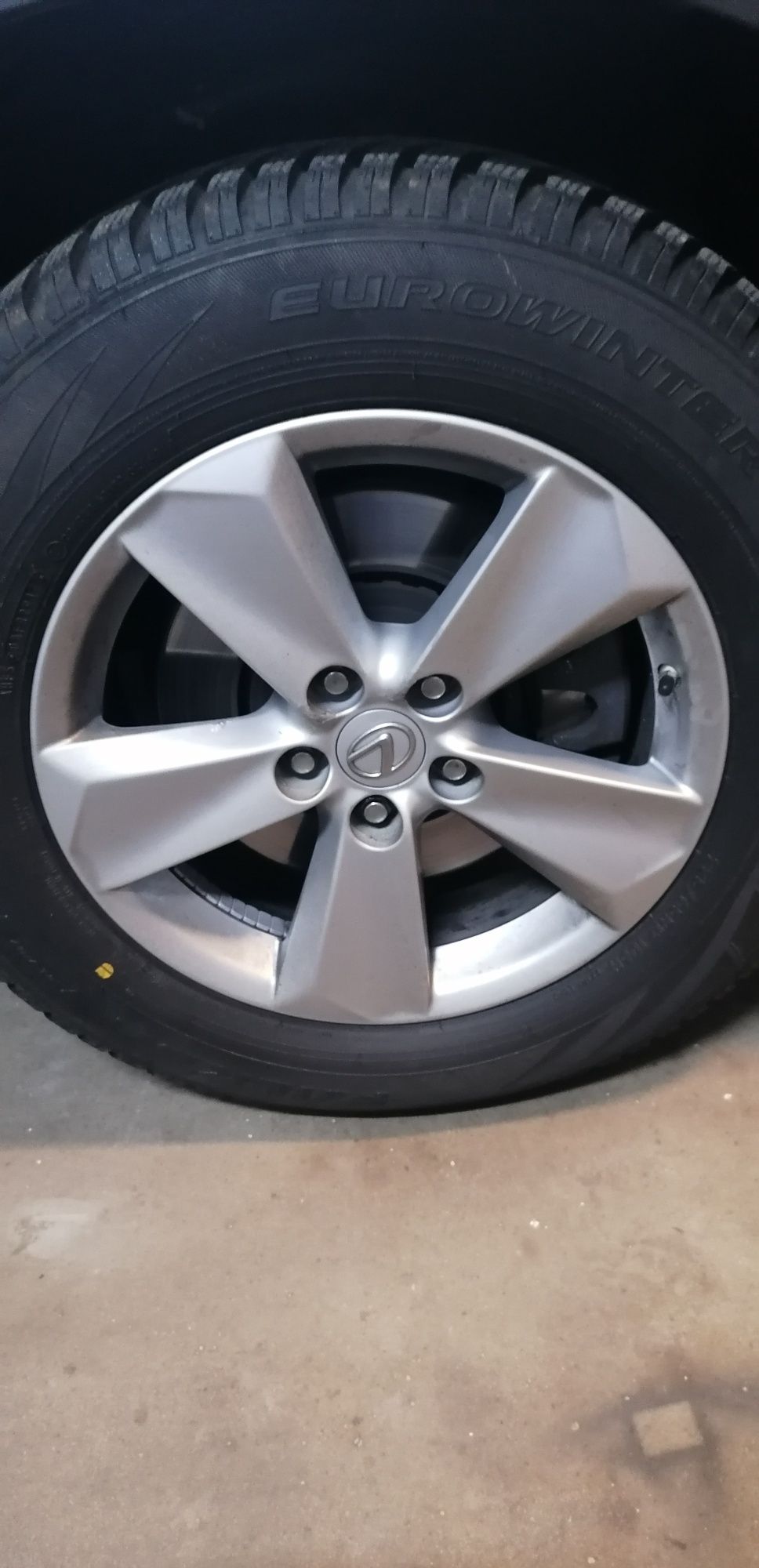 Koła lexus nx toyota  zimowe 17"  225/ 65/ 17 lexus toyota