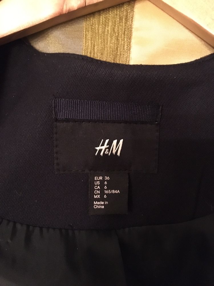 Продам пальто сезон весна-осенть ,женское ,H&M