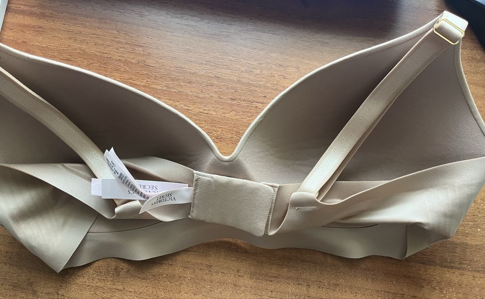 Бюст Victoria’s secret XL