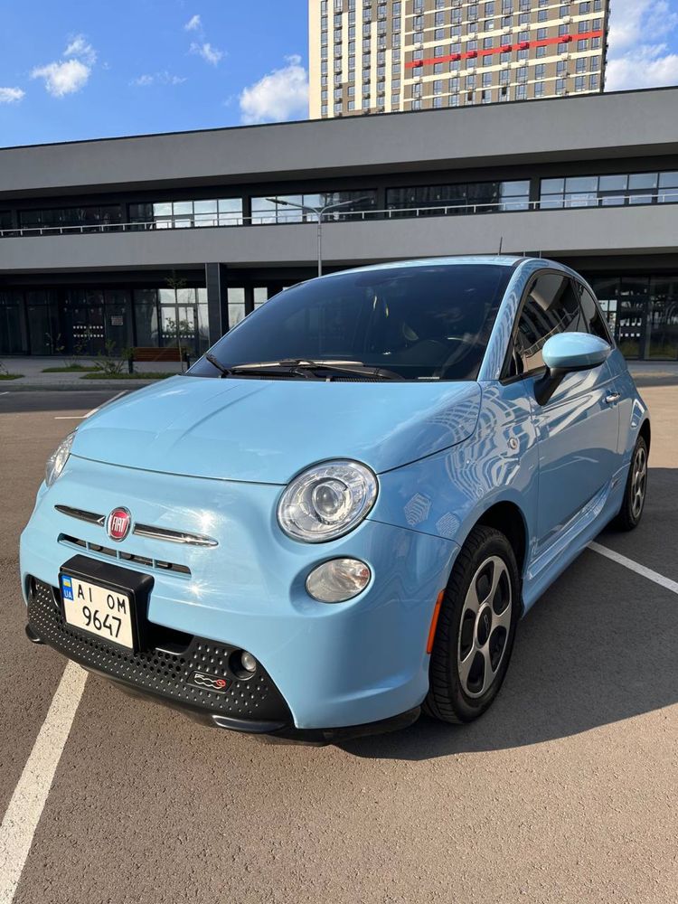 Продам Fiat 500e