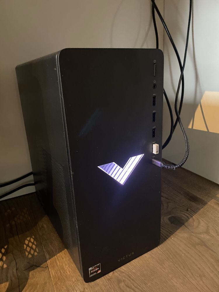 HP TG02-0851NW/VICTUS/R320 komputer midla graczy