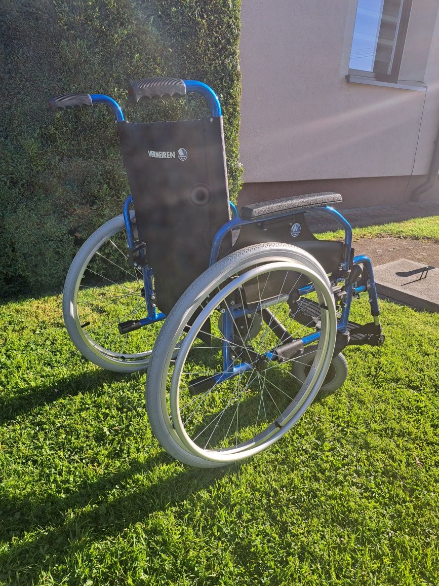 Wózek inwalidzki Vermeiren D200P