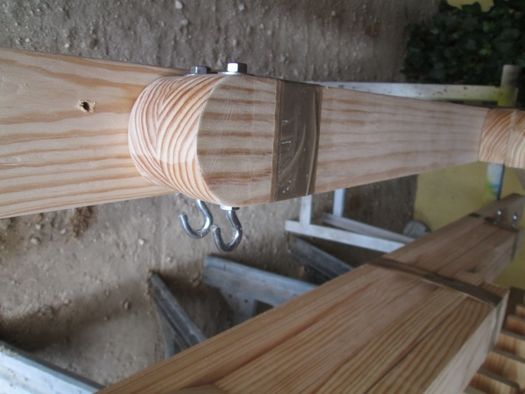 Suporte em madeira para cama de rede ou pano
