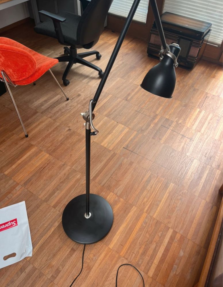 Lampa podłogowa ikea Arod