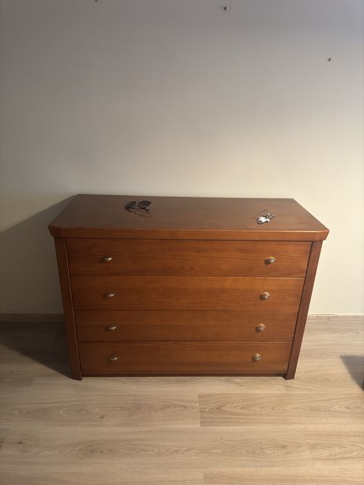 Conjunto em Madeira Maciça (podem ser vendidos separadamente)