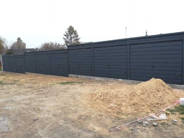 Garaze blaszane szereg 9 stanowisk