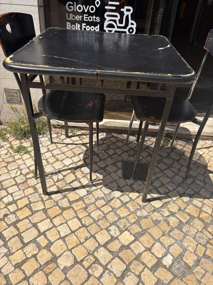 Jogo de Mesa com cadeira