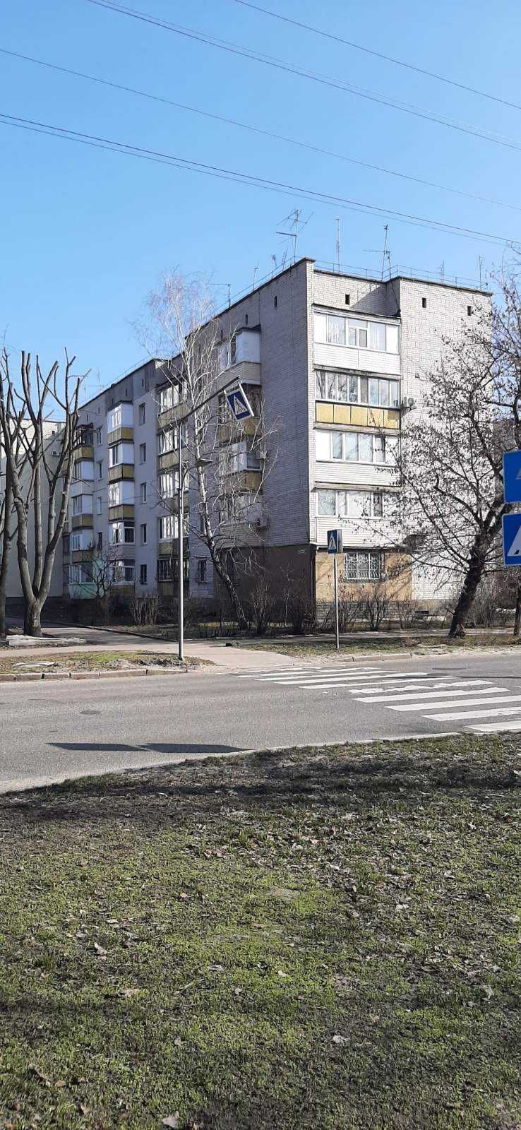 ЦЕНТР !   2 ком Чешка,    52 м2 ,  2/5к , Хозяин