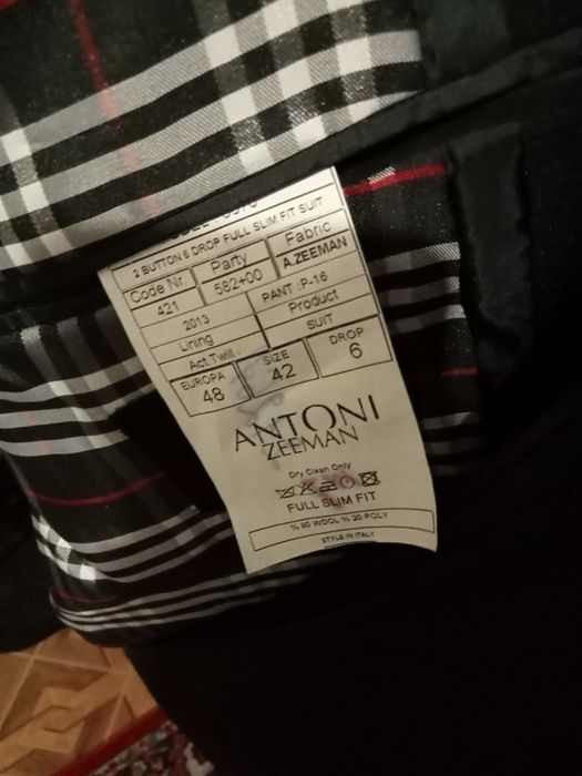 Костюм мужской,в идеальном состояние