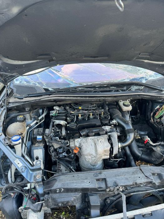 Citroen C4 acidentado (para peças) com motor