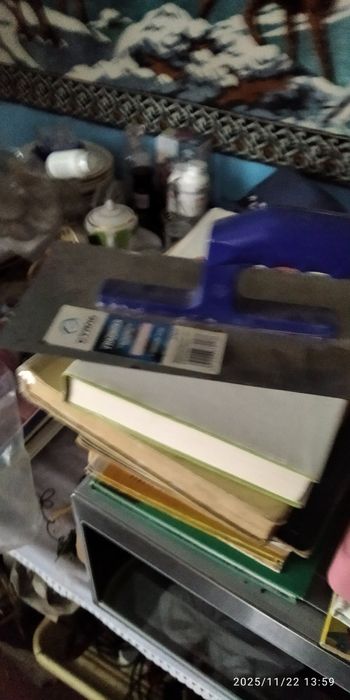 Продам шпатель нормальний