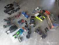 traxxas e arrma de exposicao