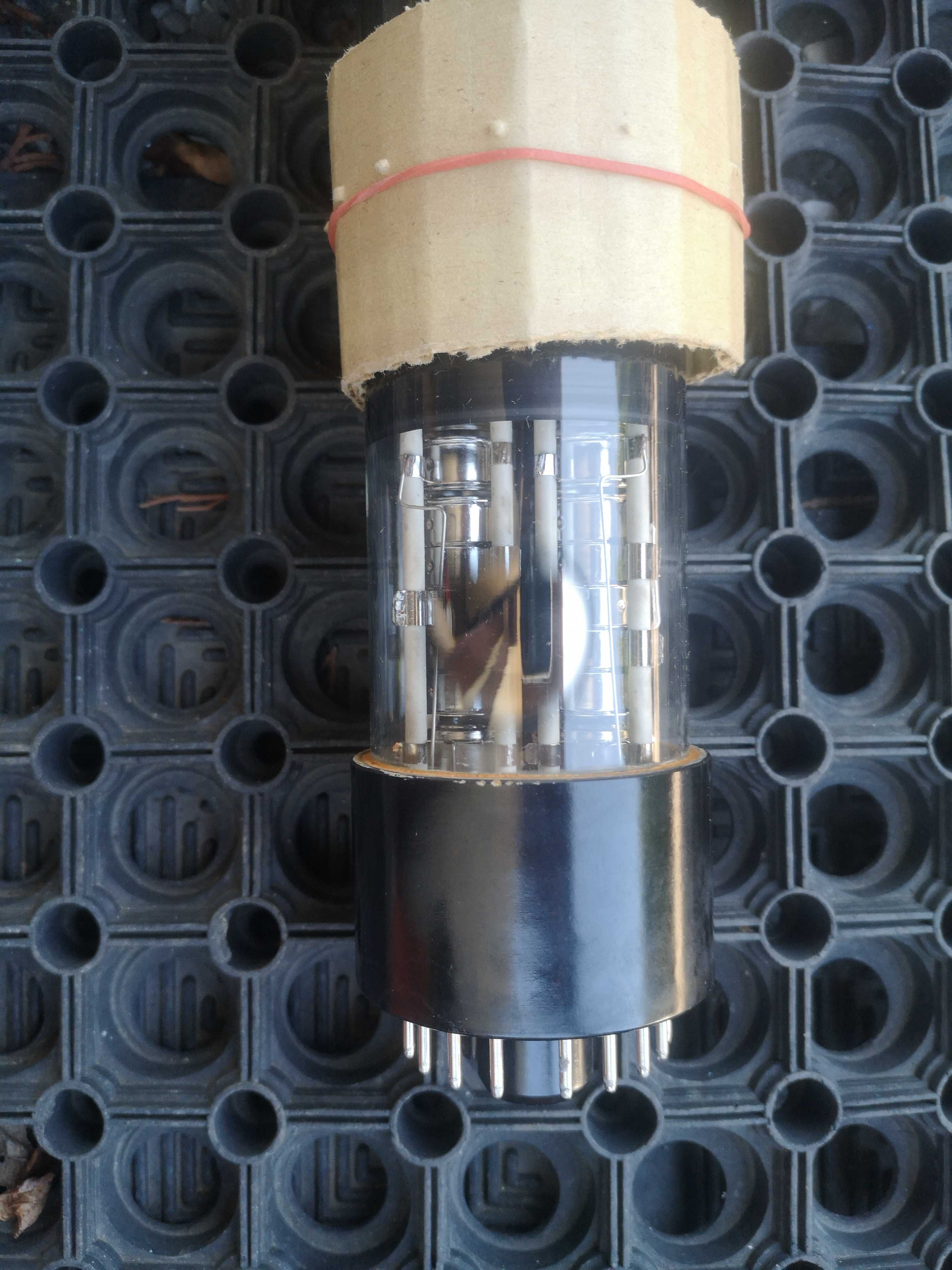 Lampa oscyloskopowa B13 S25