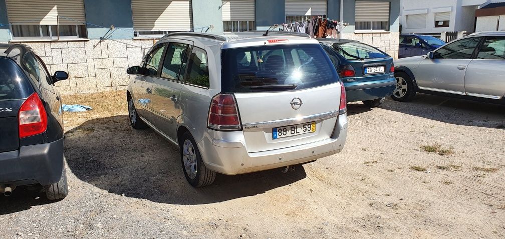 Opel Zafira B  1.9 150cv