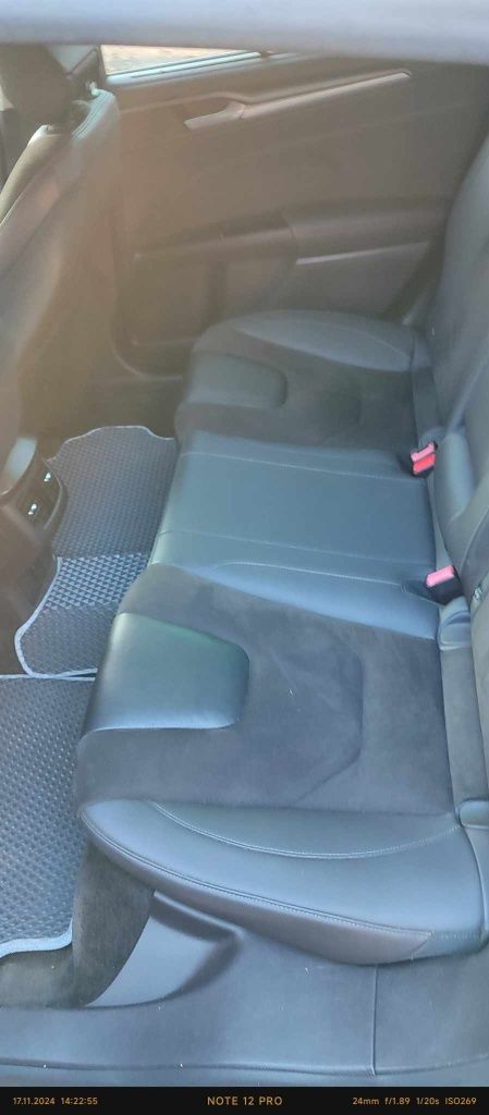 Продам Ford Fusion hybrid USA 2015