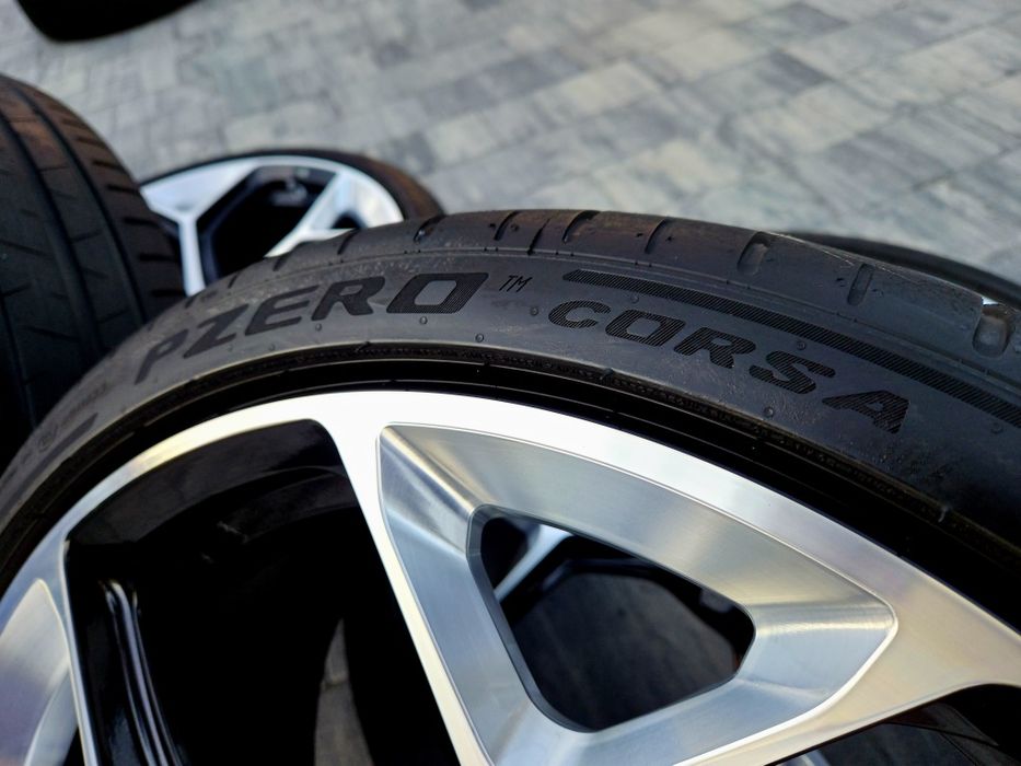 Oryginalne koła Audi RS5 RS4 Performance Pirelli Corsa
