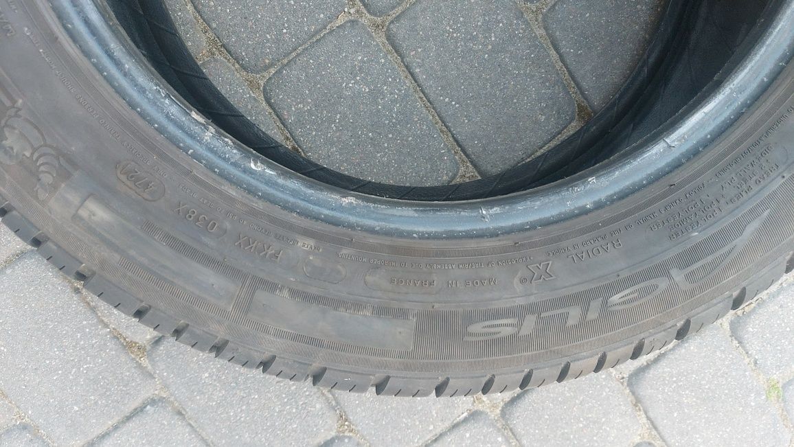 Opony letnie 215/60/17c michelin agilis jak nowe 22rok