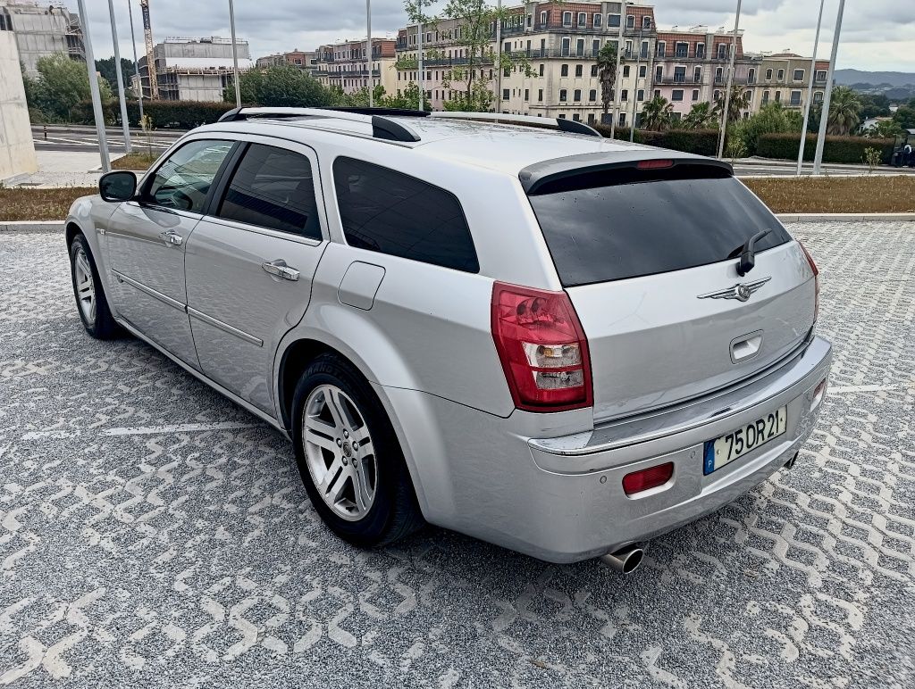 Chrysler 300c touring 3.0crd full full extras 2010