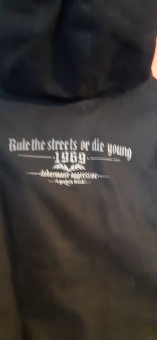 Kurtka Dobermans Aggressive zimowa z kapturem jak nowa