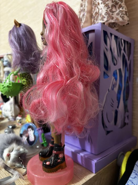 Rainbow Hing S3 троянда