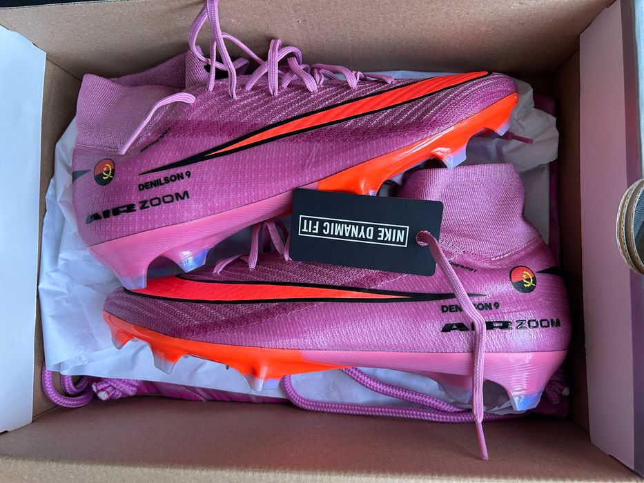 Chuteiras Mercuriais Novas na caixa