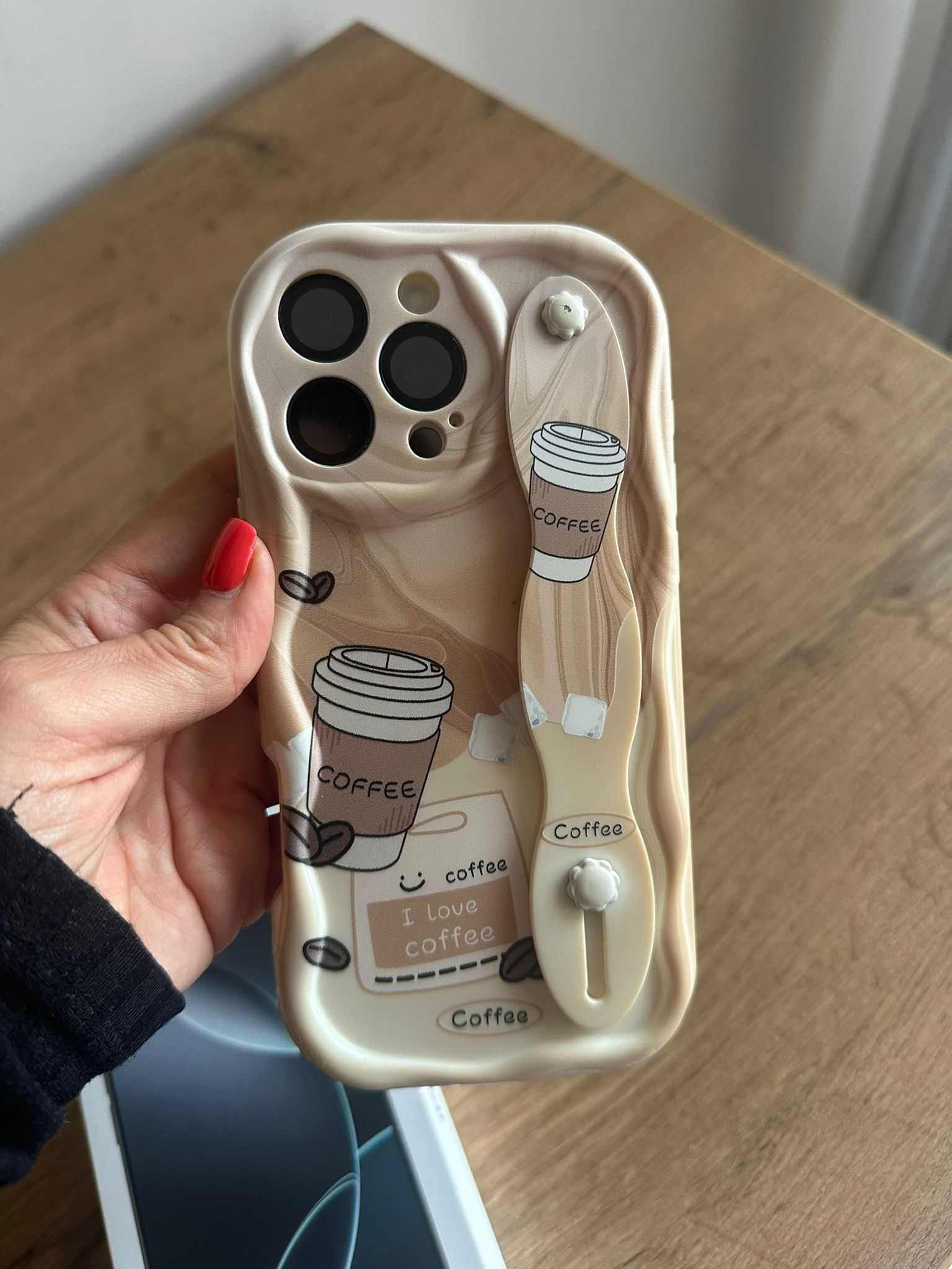 iPhone 16 pro max na gwarancji  kolor biały plus etui