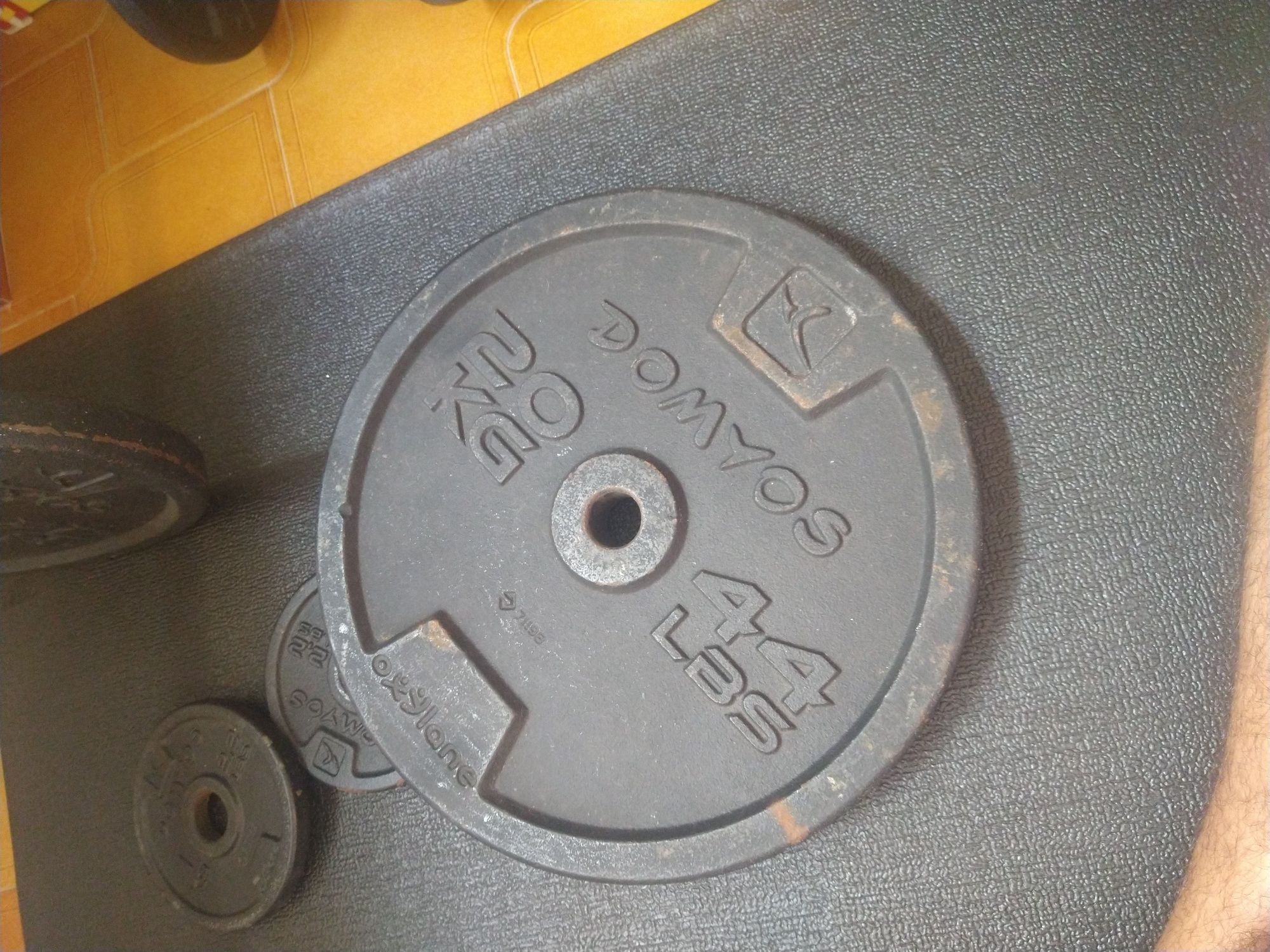 Disco de musculação 20kg 28mm
