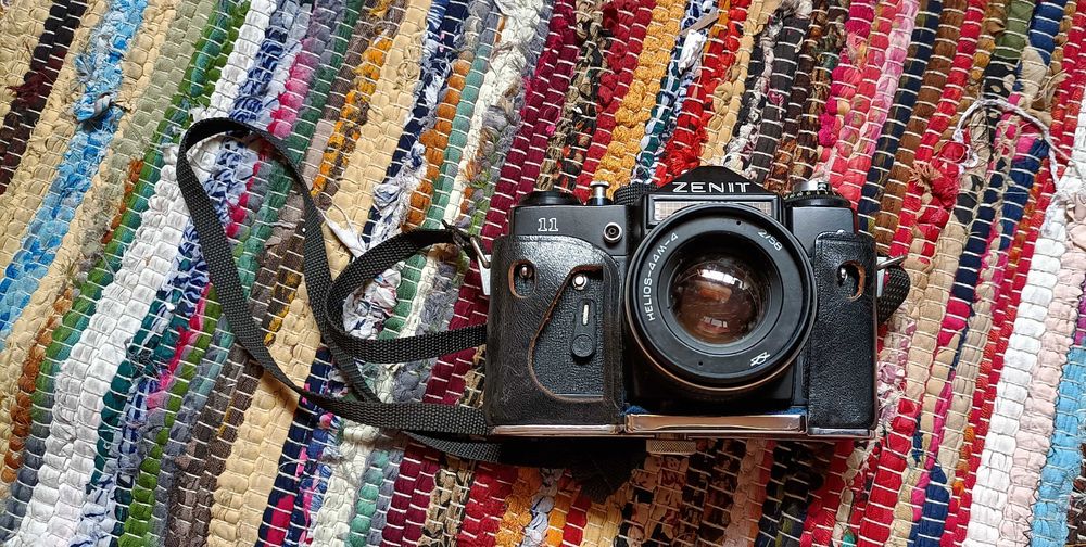 Máquina Fotografica ZENIT com Flash