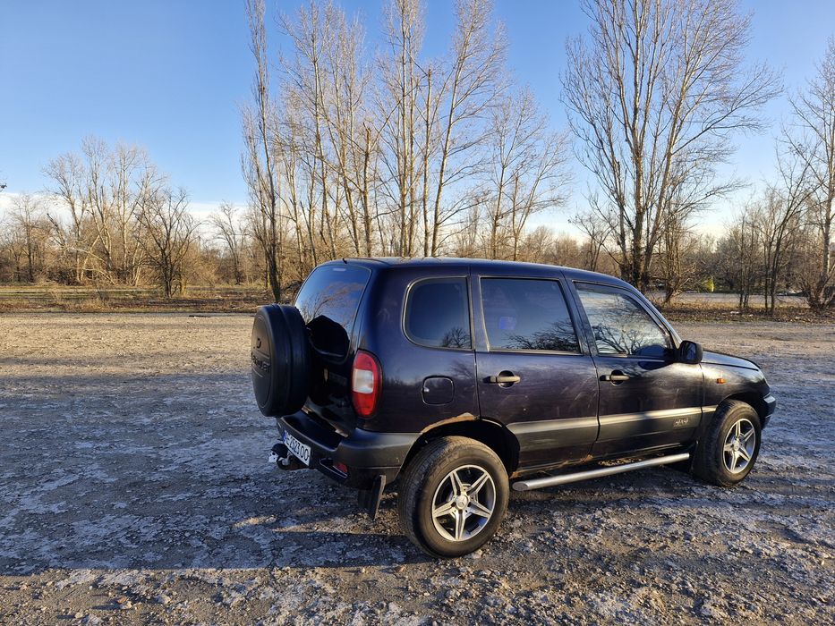 Chevrolet Niva 1,7i