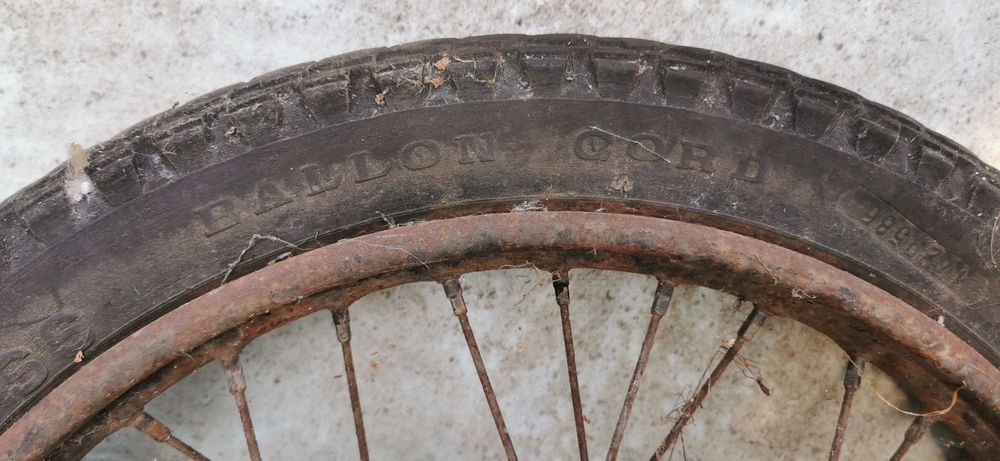 Колесо від мотоцикла DKW 200-250