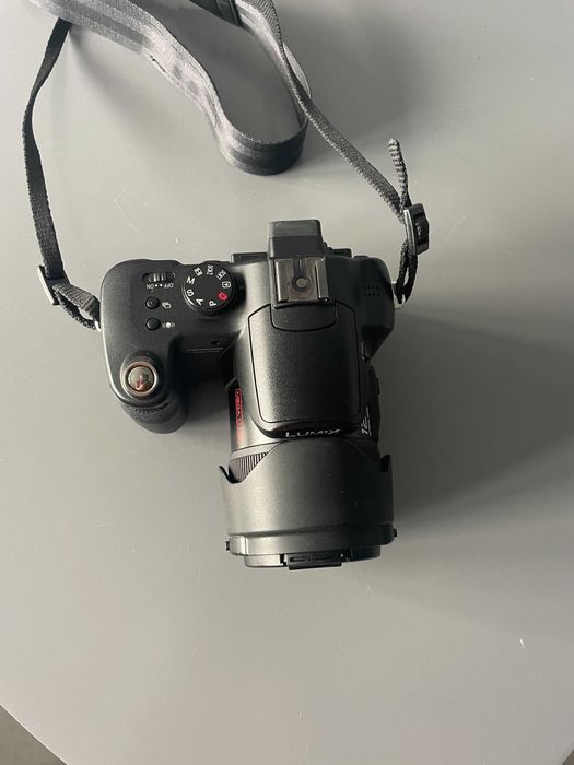 Aparat fotograficzny Panasonic DMC-FZ30.