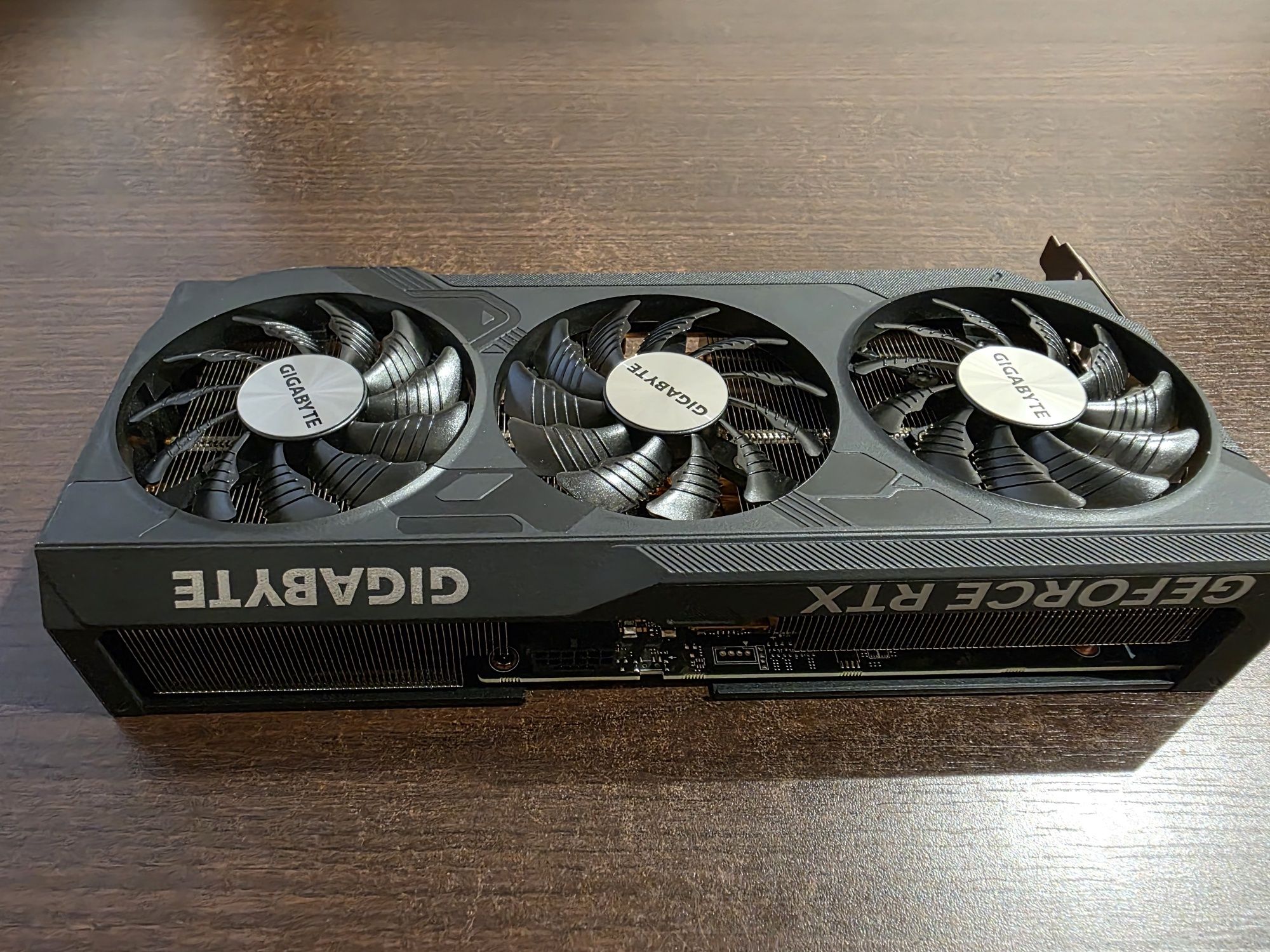 Karta graficzna Gigabyte GTX 4070ti Super OC  16GB DDR6 GWARANCJA