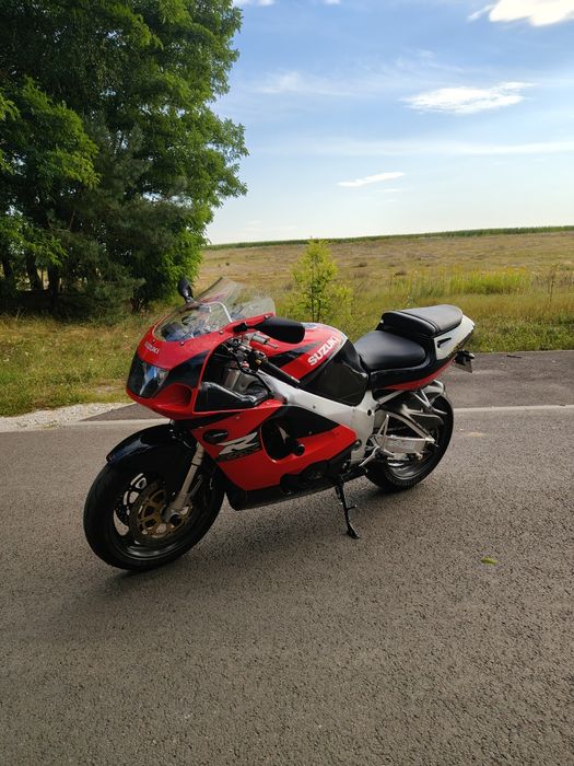 Suzuki GSX-R 750cm3 SRAD wtrysk 135km zamiana