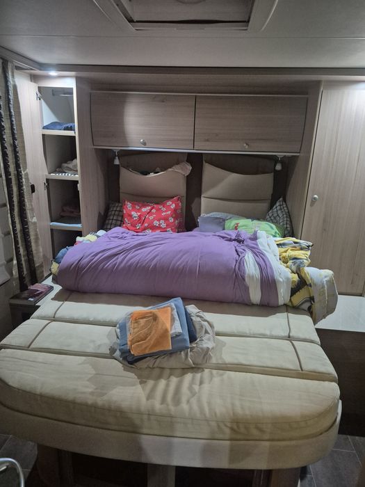 Autocaravana burstner ixeo it 734