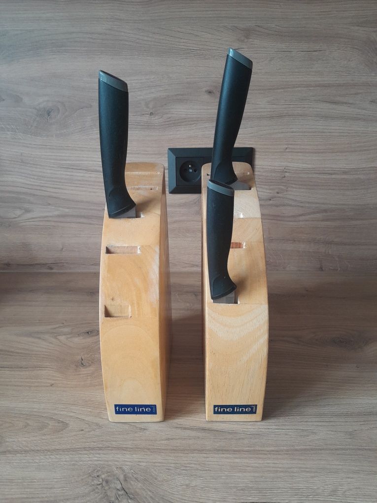 Drewniany blok stojak na noże wys 25 x 18 cm