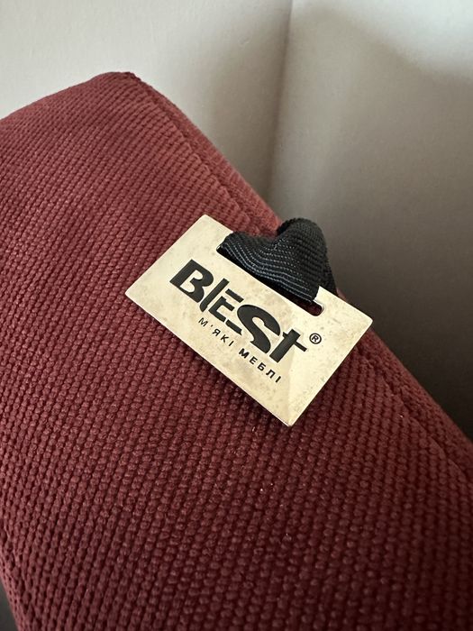 Диван кутовий в трендовому кольорі